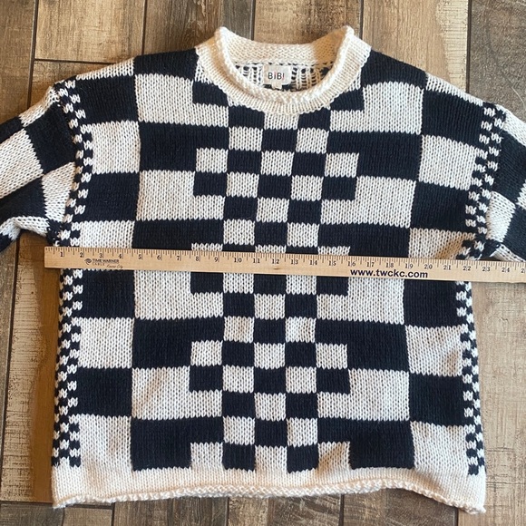 BiBi Monochrome Knit Sweater - Picture 9 of 11